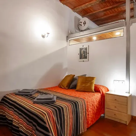 Gaudí Ramblas Apartmán *