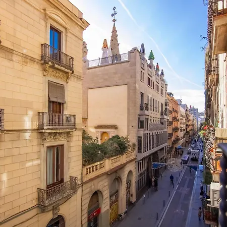 Gaudí Ramblas Barcelona